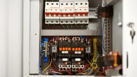 mise au norme électrique à Laval - image 4