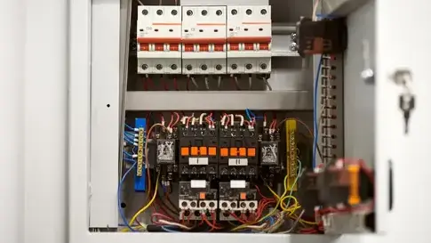 rénovation électrique à Argentré-du-Plessis - image 3